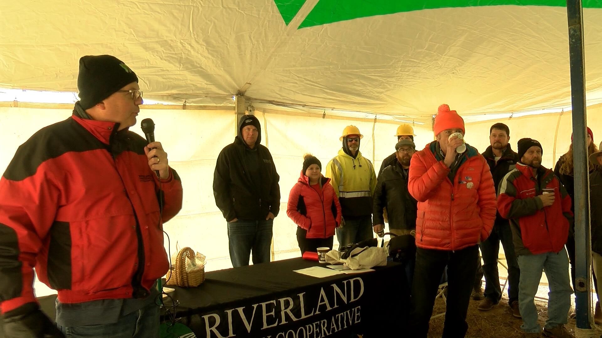 Stromland Solar, LCC ribbon cutting .jpg